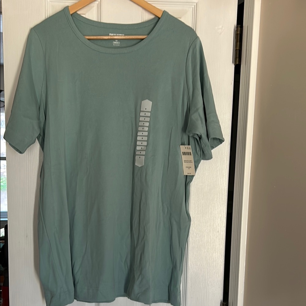 Women’s Green T-Shirt